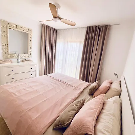 2 Bdr,2 Bath Amarilla Golf Appartement
