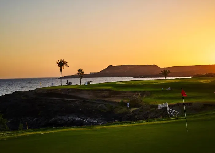 Lejlighed 2 Bdr,2 Bath Amarilla Golf *